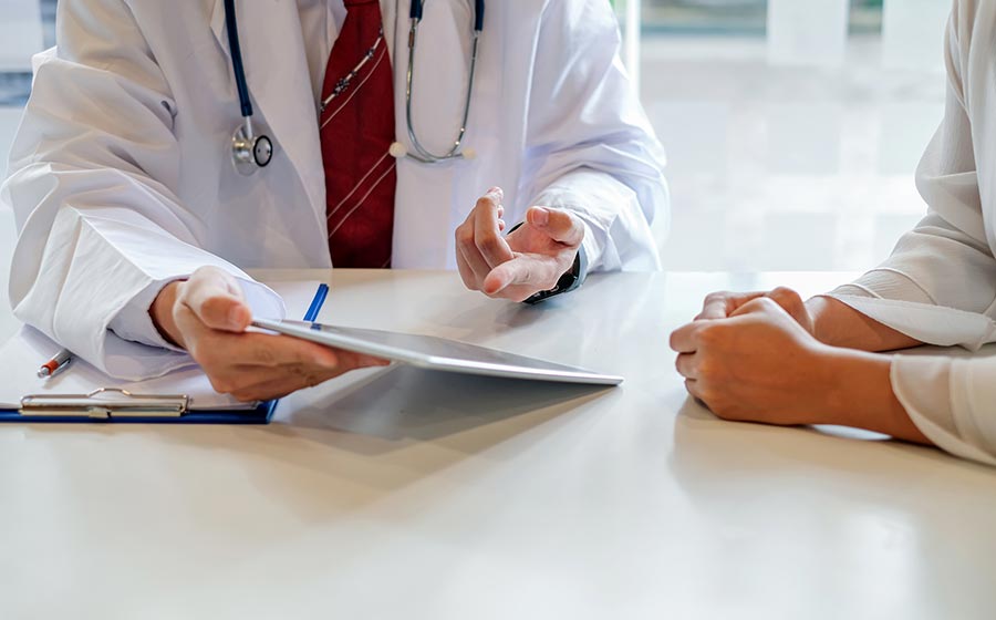 Quando procurar avaliação médica para sintomas persistentes?